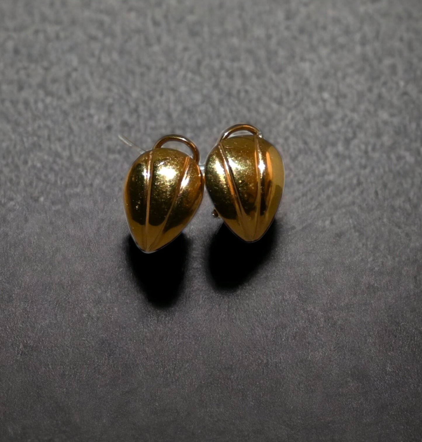 Earring 14kt $550